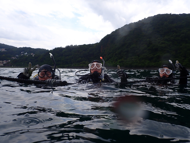 ウバコーラル水面
