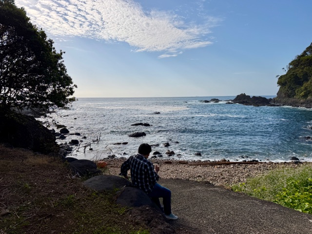 朝のダイビング前コーヒータイム